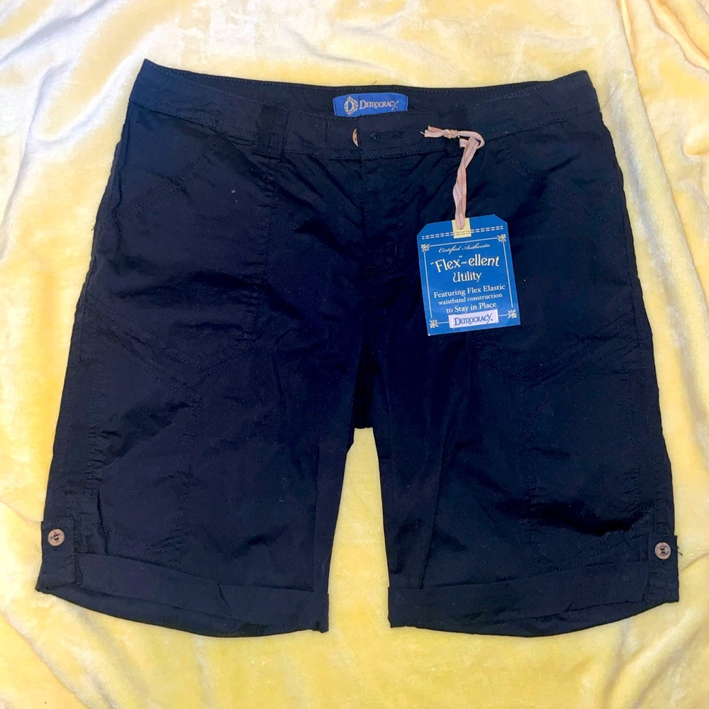 Democracy “Flex”-Ellent shorts.